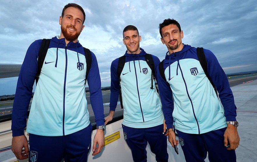 El trío balcánico del Atleti, a Sevilla / Foto: ATM