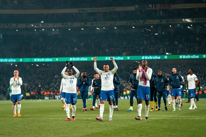 Francia aplaude a sus seguidores tras la victoria / Foto: SF